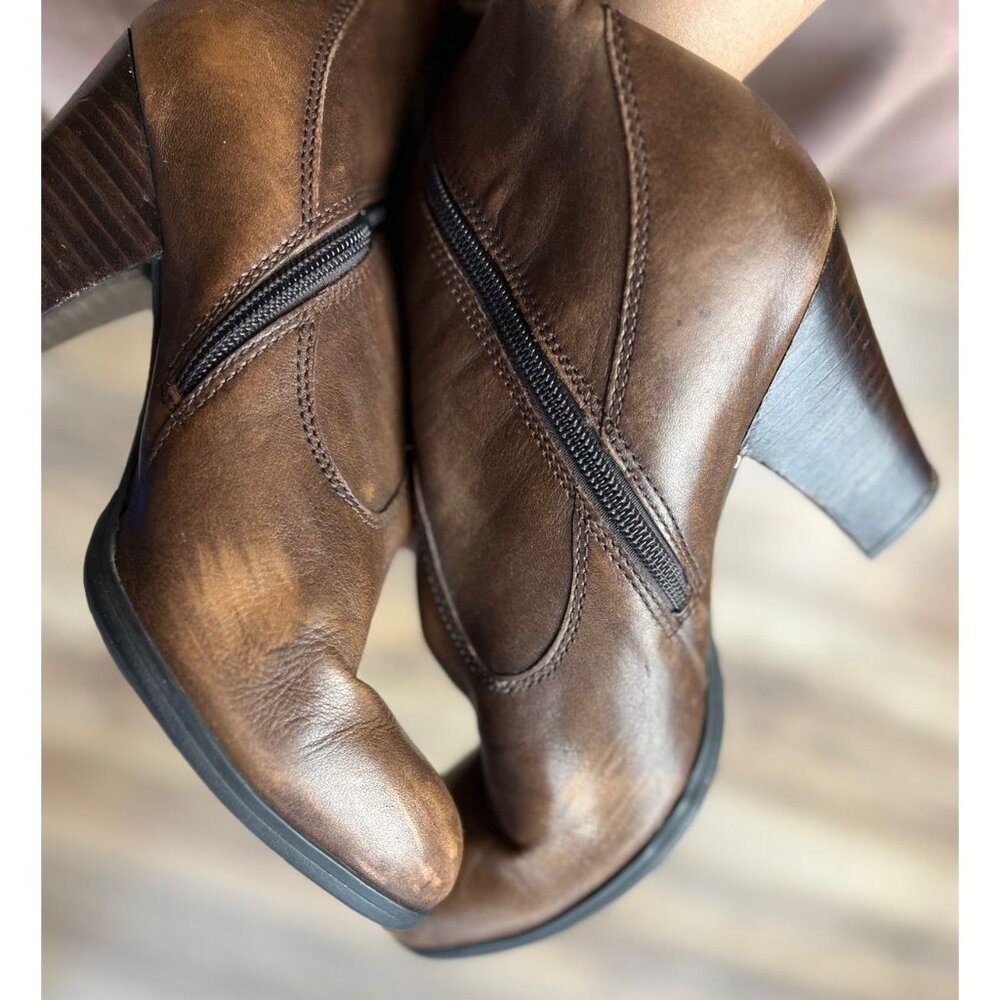 Born Brown Leather Knee-High Boots Heel Zip Fall Fashion Size 39 Women’s - Picture 6 of 11